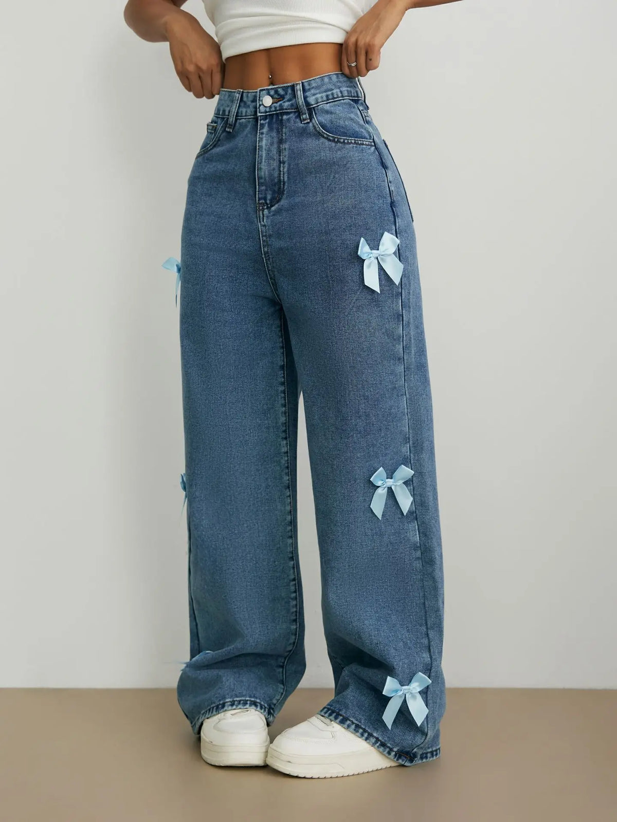 Vaqueros Wide Leg Azules – Cintura Alta con Detalle de Lazo
