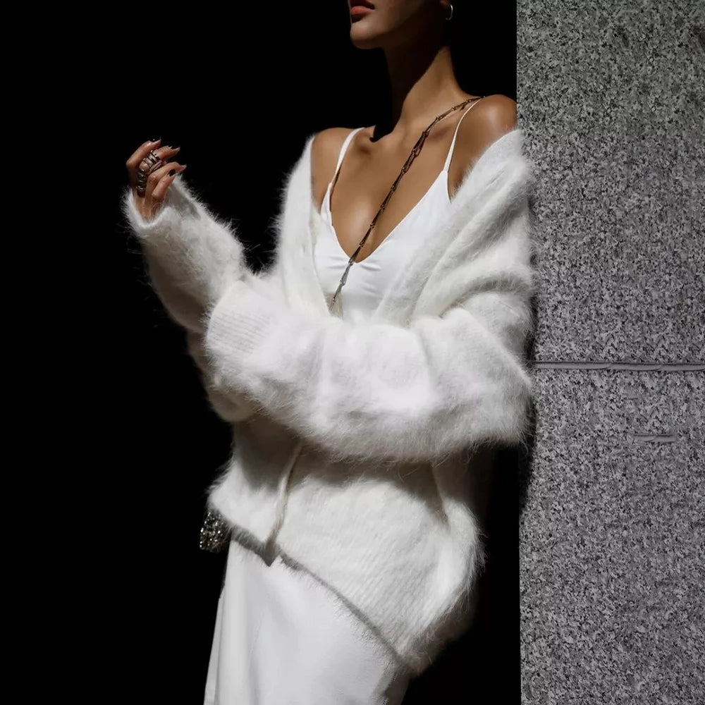 Cárdigan de Mujer – Punto Grueso, Cuello en V y Estilo Elegante
