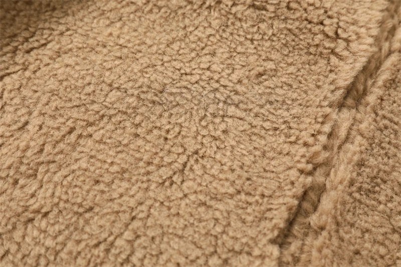 Chaqueta Corta de Mujer – Diseño Acolchado Reversible y Estilo Elegante
