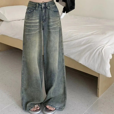 Jeans Valeria — Corte Recto, Cintura Alta y Estilo Y2K