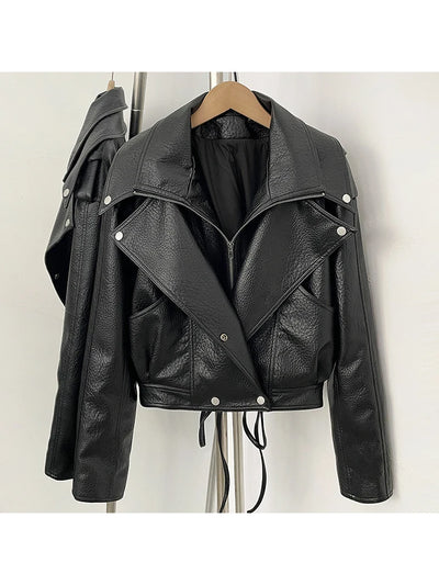 Chaqueta Vespera — Efecto Piel, Corte Corto y Estilo Motero