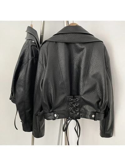 Chaqueta Vespera — Efecto Piel, Corte Corto y Estilo Motero